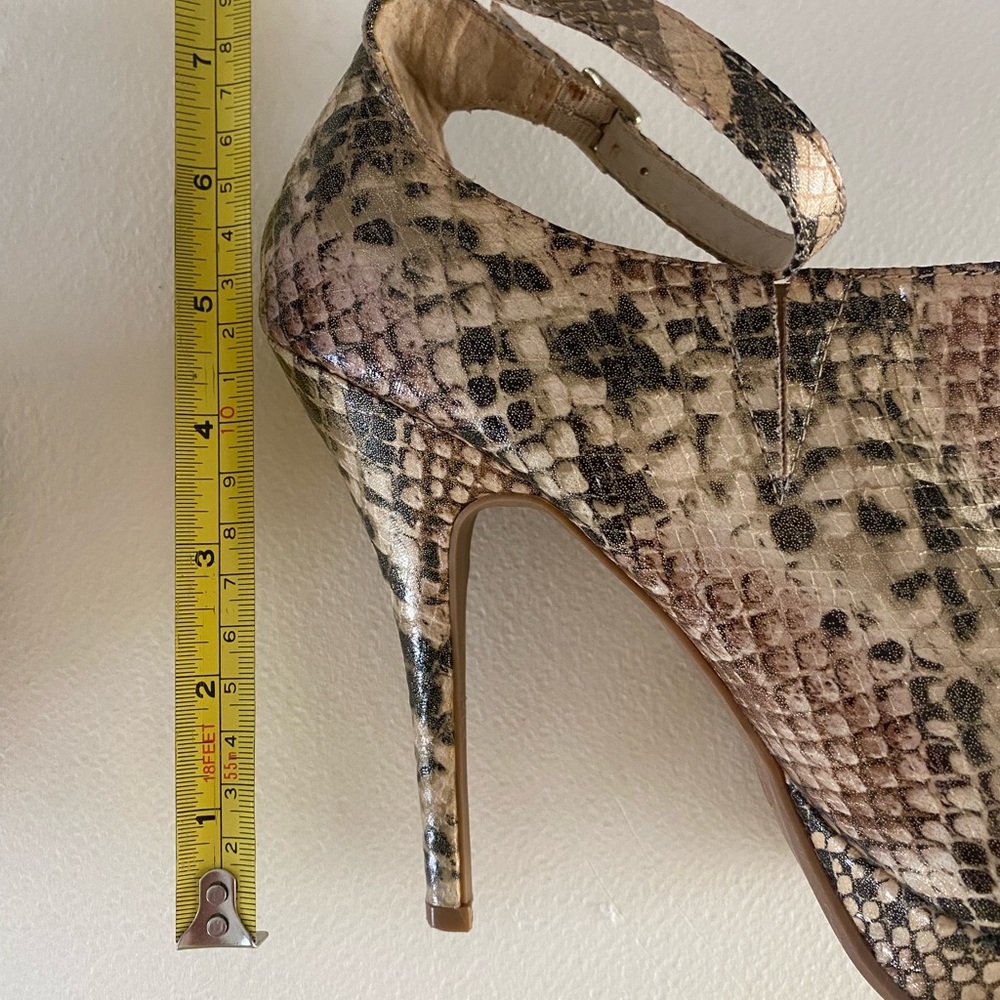 Dollhouse verdict 107 metallic snakeskin heels size 8 - Picture 10 of 12